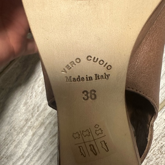 NEW Laura Bellariva Peep Bootie Italy Leather Size 6/36 - Picture 3 of 9